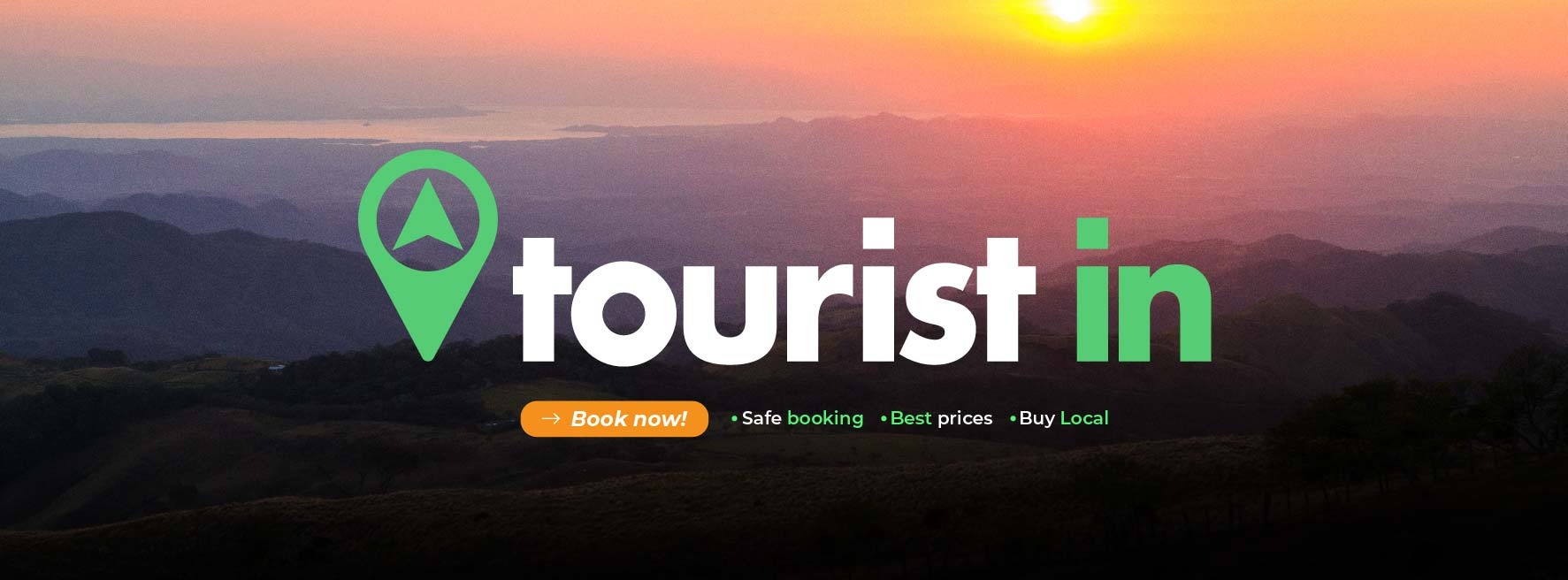 Vista de Monteverde, Costa Rica, con el banner de Tourist in Monteverde, la plataforma oficial de tours en la región.
